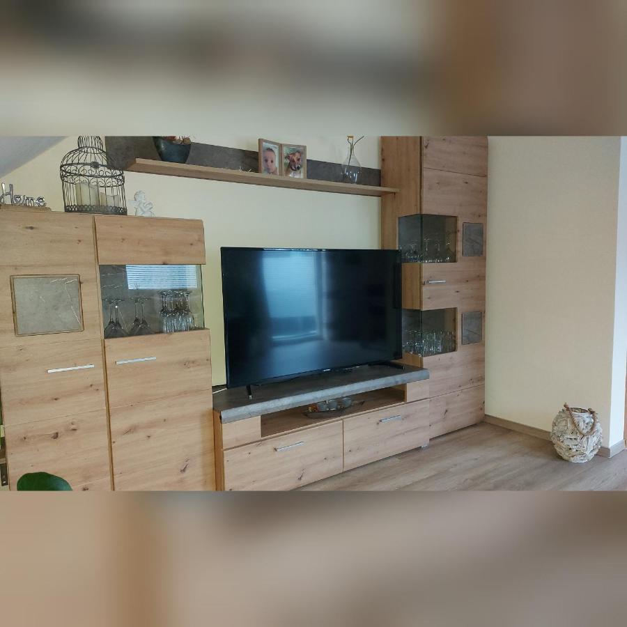 Ferienwohnung -Auszeit-Sayn Бендорф Екстер'єр фото